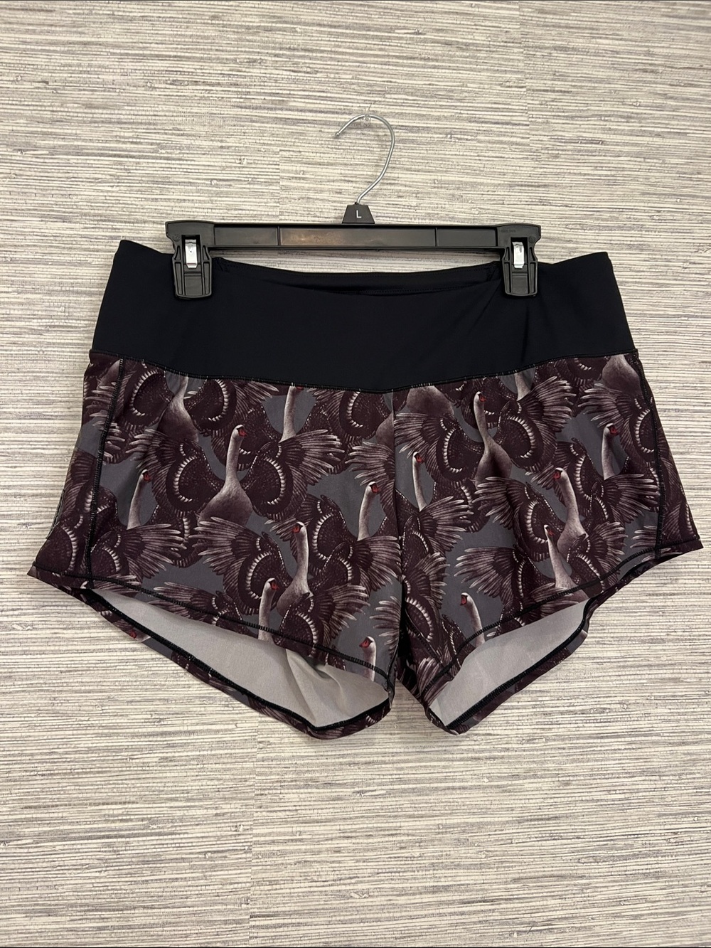 oiselle Black Waist Athletic Shorts with Plum Crane Pattern